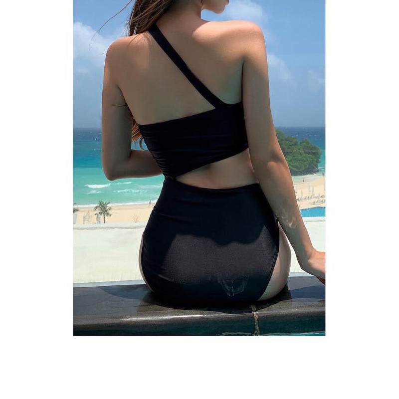 bikini cut-out sang chảnh