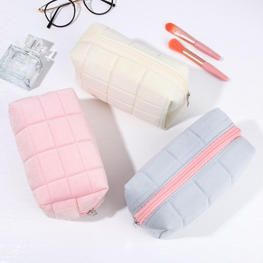 Túi Nhung Đựng Mỹ Phẩm Màu Sắc Xinh Xắn