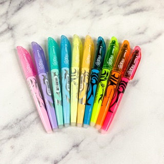 Bút highlight xoá được Pilot Frixion Light
