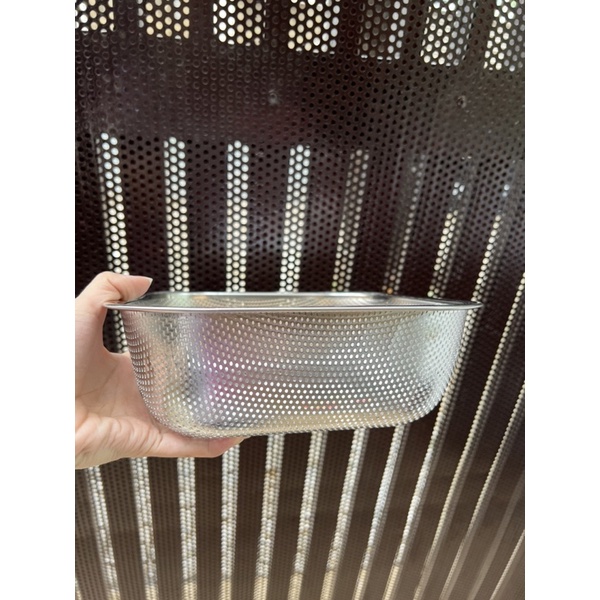 Bộ rổ inox đục lỗ hình vuông