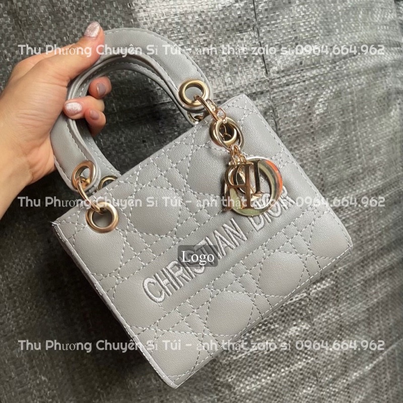 [Bán Rẻ Lấy 5*] Túi đi.or mẫu mới nhất  Túi vuông trần ô da lỳ size 20 cm sang chảnh, tặng kèm chùm tag treo (ảnh thật)