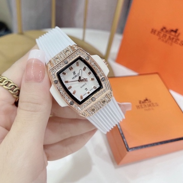 Đồng hồ nữ đẹp hblot cao cấp dây silicon sang trọng [ BH 12 THÁNG 1 ĐỔI 1 ] | BigBuy360 - bigbuy360.vn