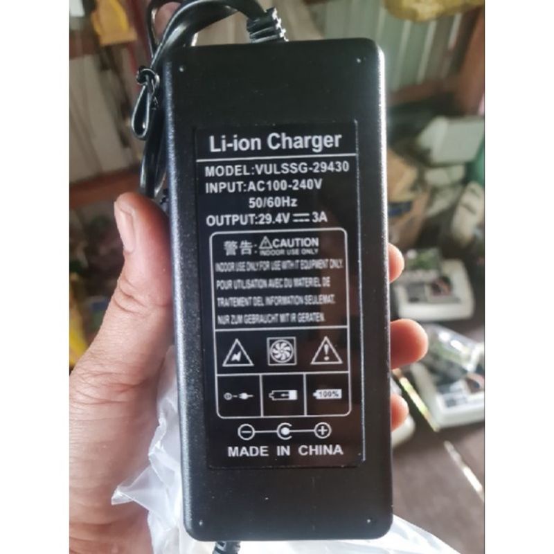 Sạc Pin Li - ion 7S  3A Loại Xịn Có Quạt