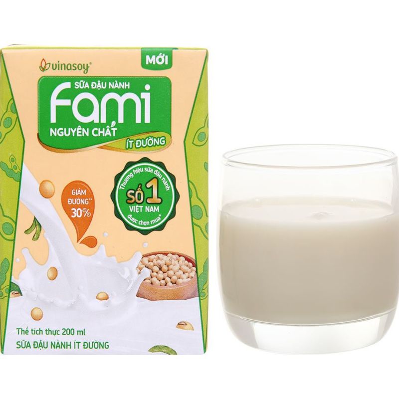 Lốc 6 hộp Fami nguyên chất ít đường 200 ml