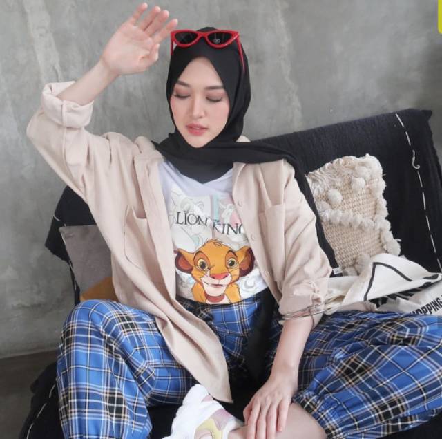 BERSHKA Disney LION OVERSIZE TSHIRT ngắn | Áo thun nữ Tumblr TEE WHITE