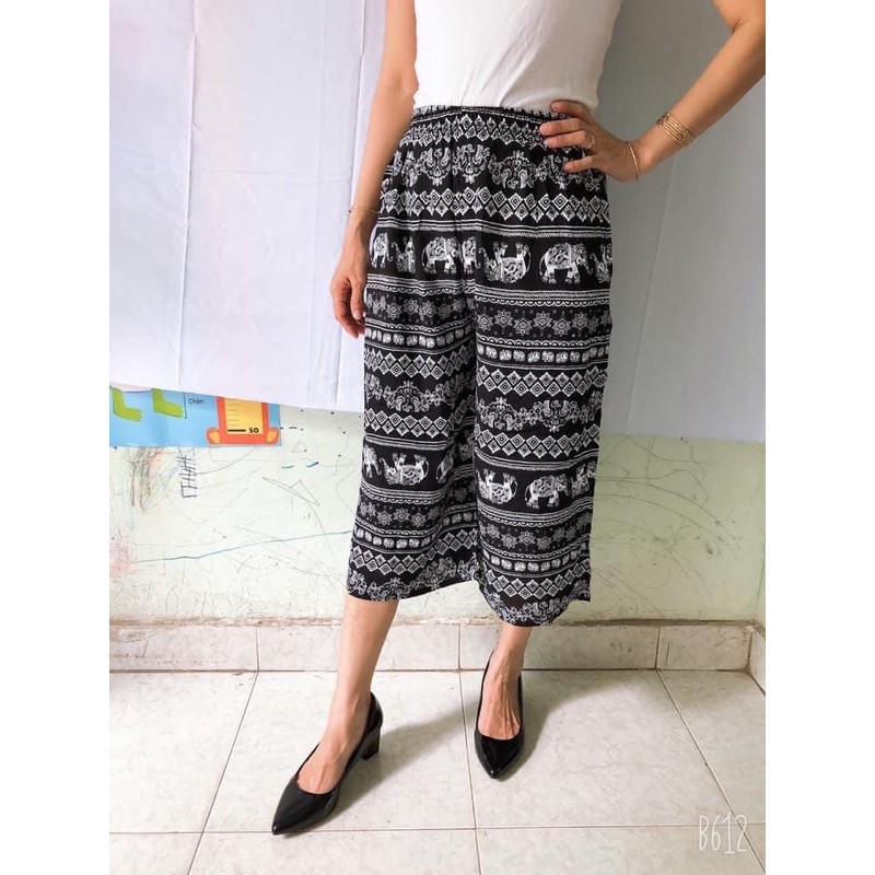 [47-60ký]]Quần lanh lửng ống rộng thổ cẩm | BigBuy360 - bigbuy360.vn