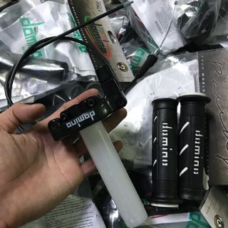 Cùm Domino 1 dây ( kèm bao tay )