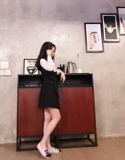 Set đầm vest thắt eo + áo ren