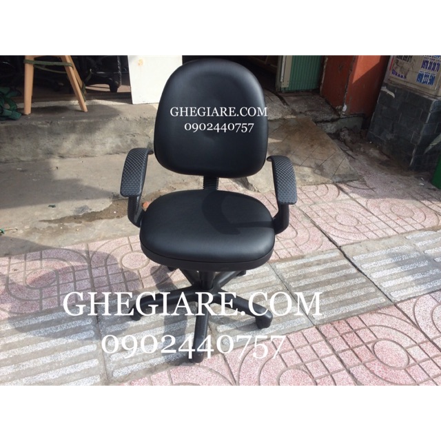 Ghế Xoay Lưng Bầu Màu Da Đen Có Tay Vịn