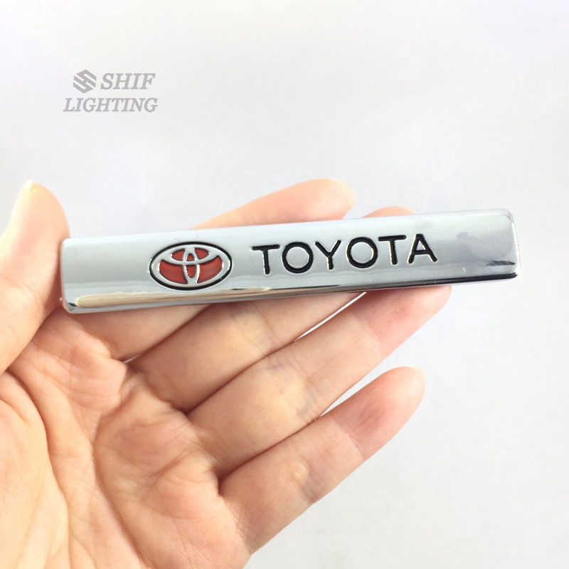 Logo Dán Toyota Bằng Kim Loại Trang Trí Xe Hơi