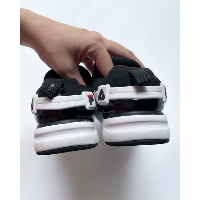 Giày chính hãng Em Bé