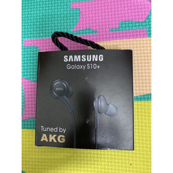 Tai Nghe Nhét Tai SS AKG . Màu đen Jack cắm 3.5mm