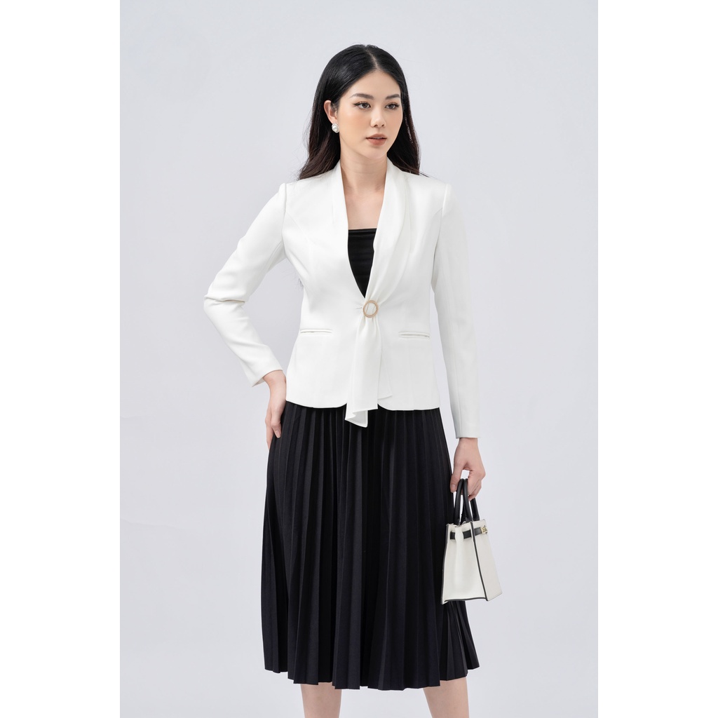 Áo vest nữ Fiona, Áo vest công sở tà bong đính cài trang trí F651449