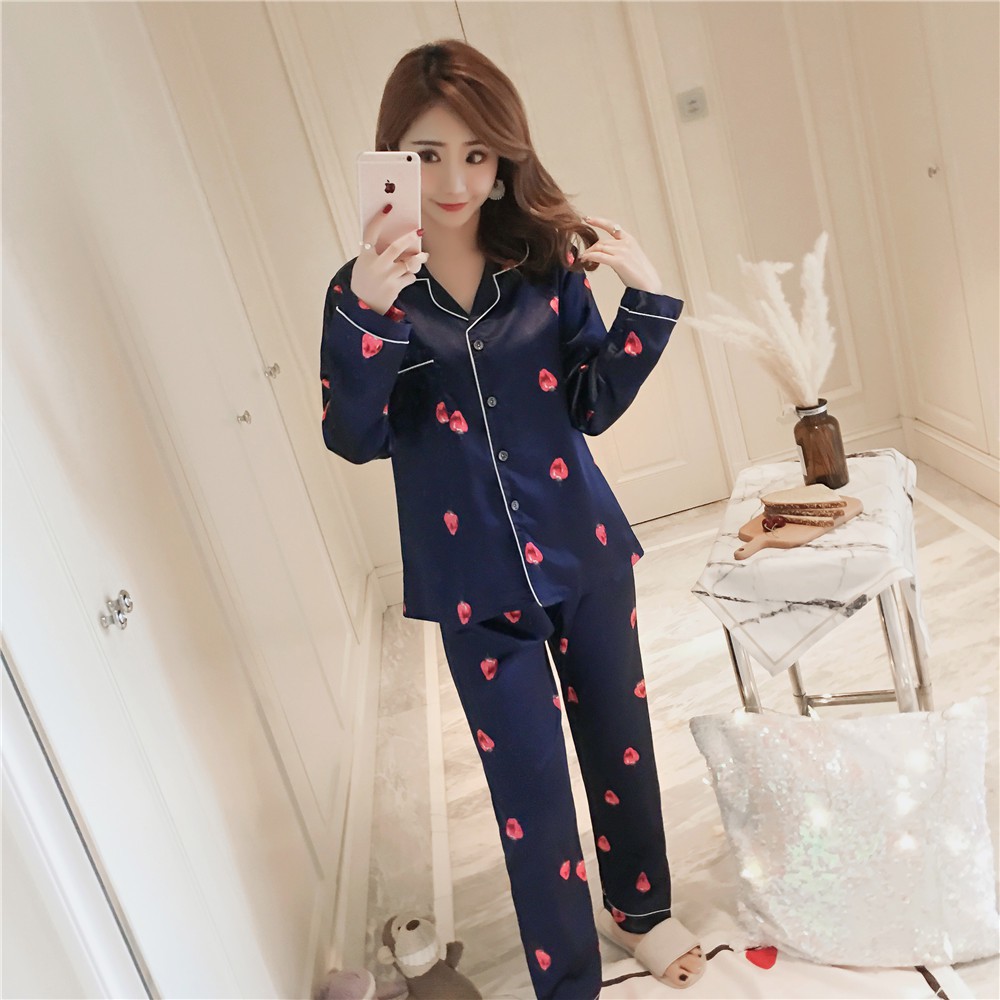 Bộ Đồ Ngủ Lụa Pijama Dài Họa Tiết Trái Dâu Cực Đáng Yêu CDANP13