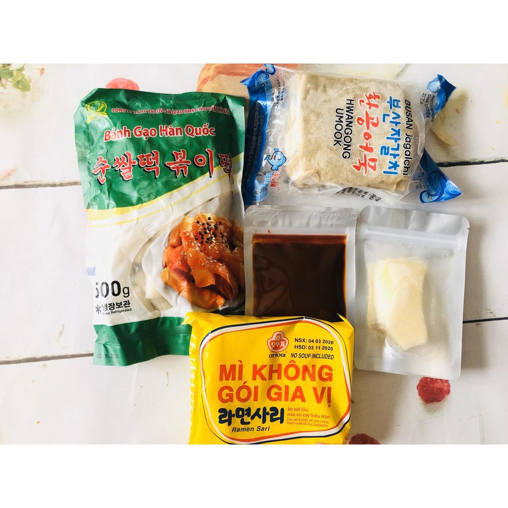 combo 5 món bánh gạo xanh siêu hấp dẫn ( 500g bánh thỏi xanh, phô mai mozza, sốt, mì không vị ottogi, chả cá)