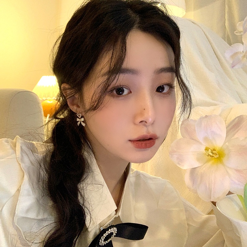 Khuyên Tai Hình Nơ Đính Ngọc Trai Phong Cách Thời Trang Mới 2022