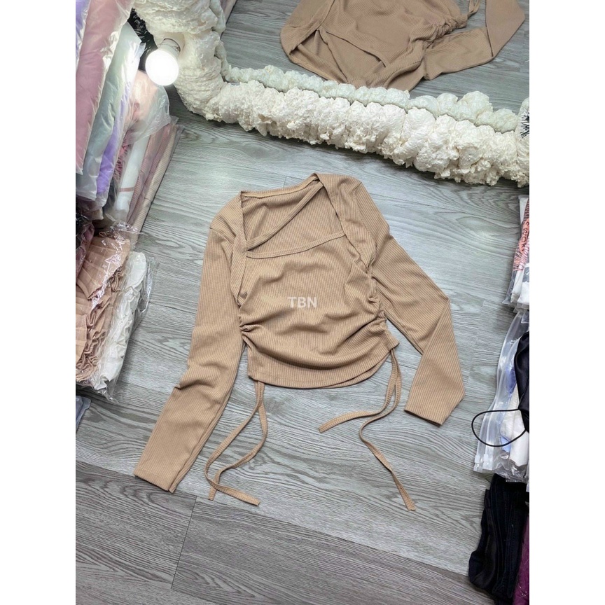 Áo thun lụa kiểu in khoét cổ CC1809