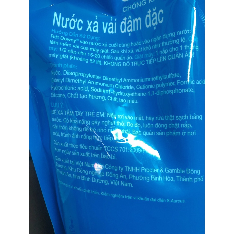 Nước xả vải Downy làn gió mát Túi 3,5L túi siêu to