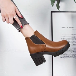 Bốt da đế răng cưa cao 7,5cm [ Hàng Order ] có đến size 40