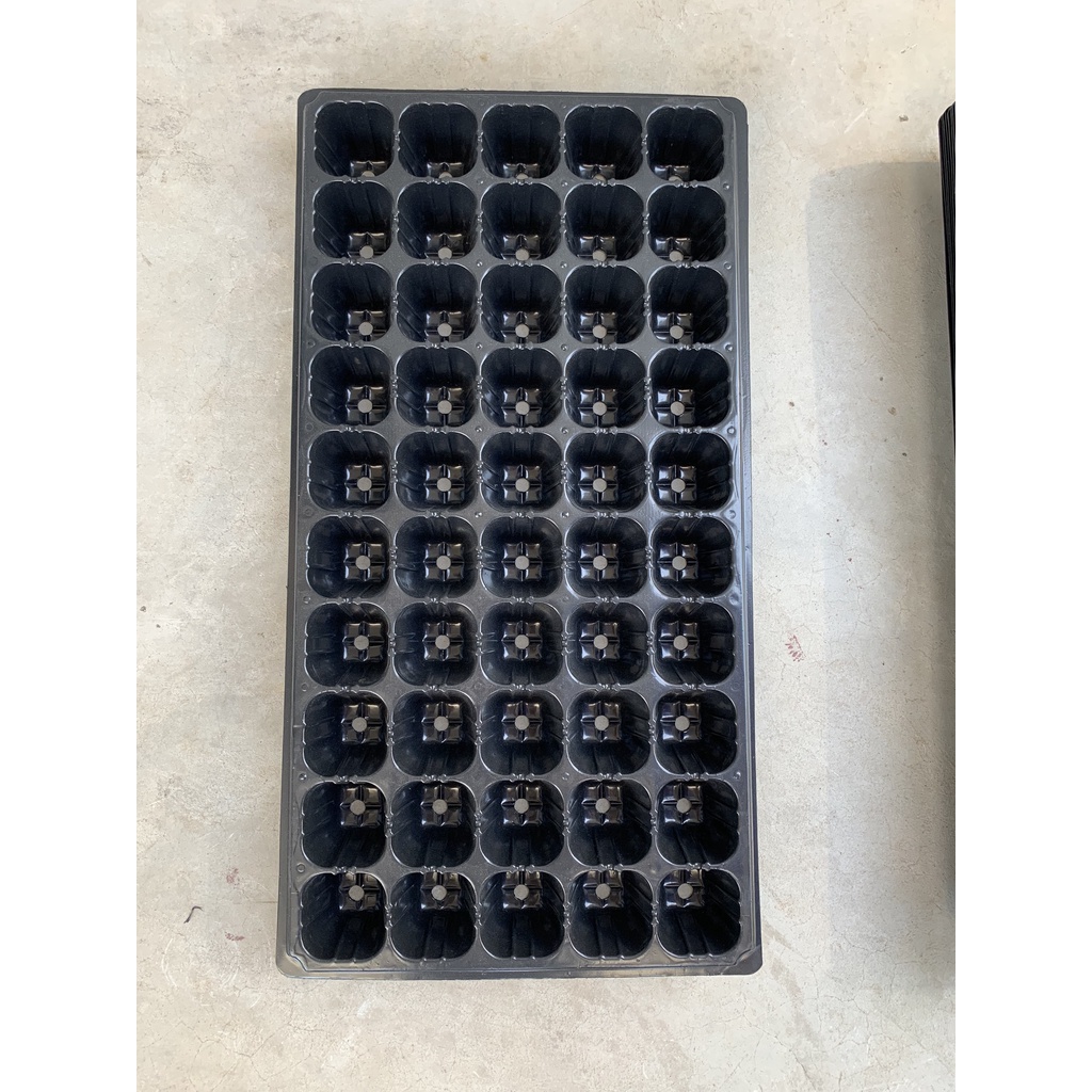 10 KHAY ƯƠM 50 LỖ NÔNG ĐẾ VUÔNG ( BẠT CHỐNG CỎ, LƯỚI CHỐNG NẮNG, DỊCH TRUYỀN CHO CÂY...)