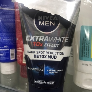 Sữa rửa mặt Nivea Men Extra White 10x Effect 100g