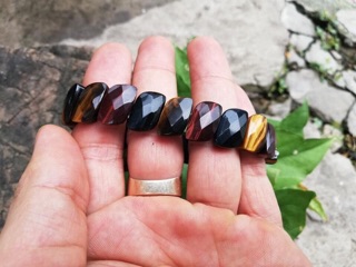 Vòng tay mắt hổ
