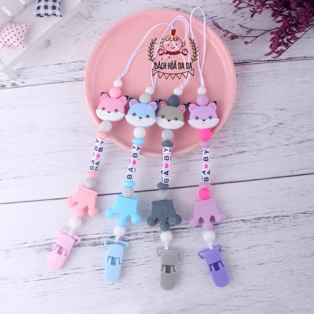 Dây đeo Ty Giả cho bé kết hợp Gặm Nướu thiết kế đáng yêu an toàn - Nana shop Momy Baby - Pacifier Chai