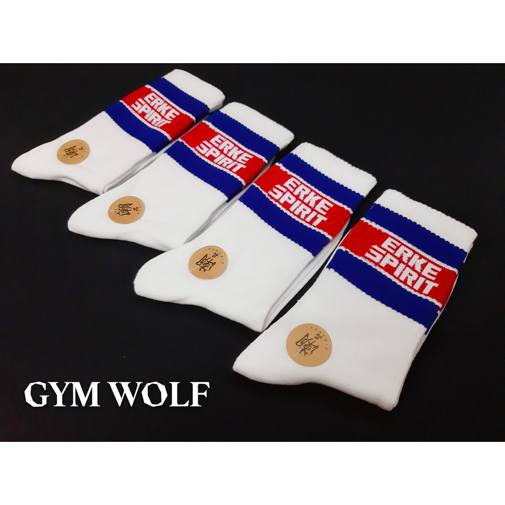 Vớ dệt kim ERKE cao cổ Nam Nữ phong cách thể thao, trẻ trung và năng động.