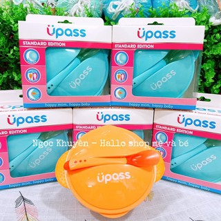 Bát ăn dặm chống đổ có đế hút chân không Upass