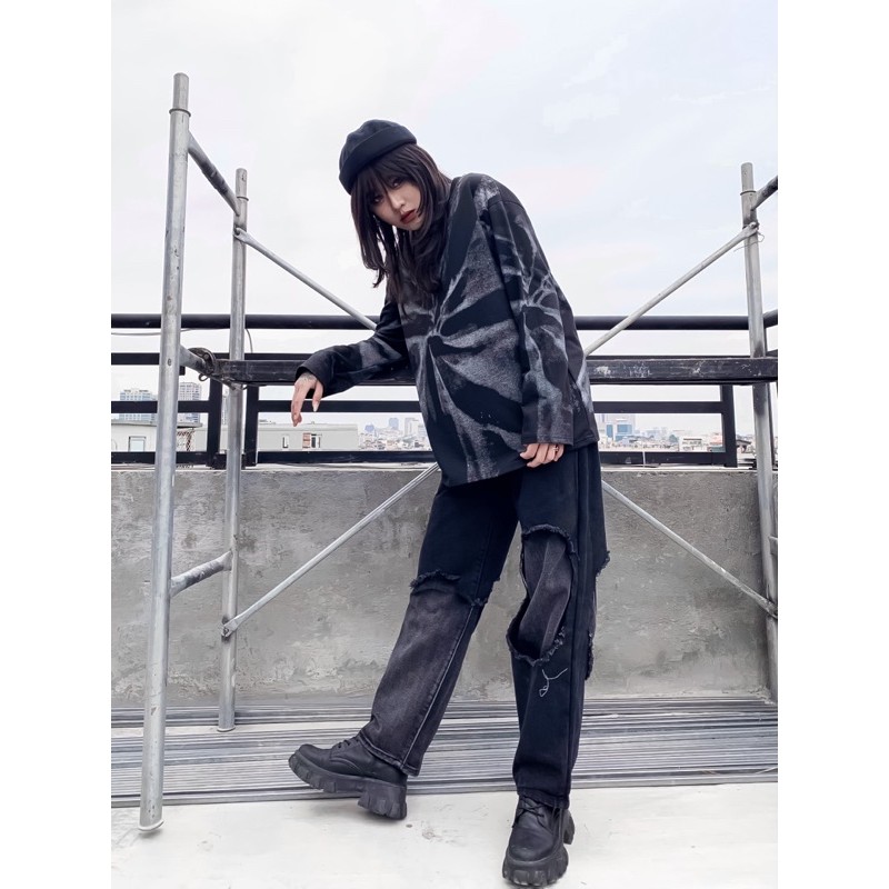 Quần baggy jean đen rách gấu ( mặc được 2 kiểu ạ ) | BigBuy360 - bigbuy360.vn