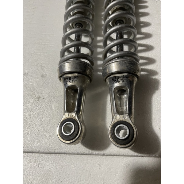 Thụt sau wave 110 đời mới hon đa