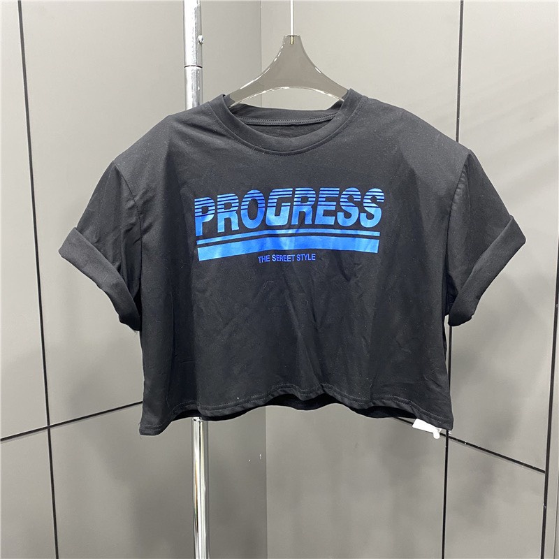 ÁO CROPTOP CHỮ PROGRESS (A2439)