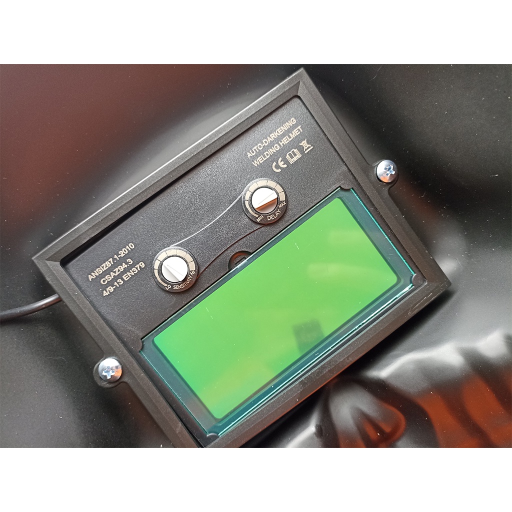 Mặt nạ hàn điện tử năng lượng mặt trời số tự động DIN4-13