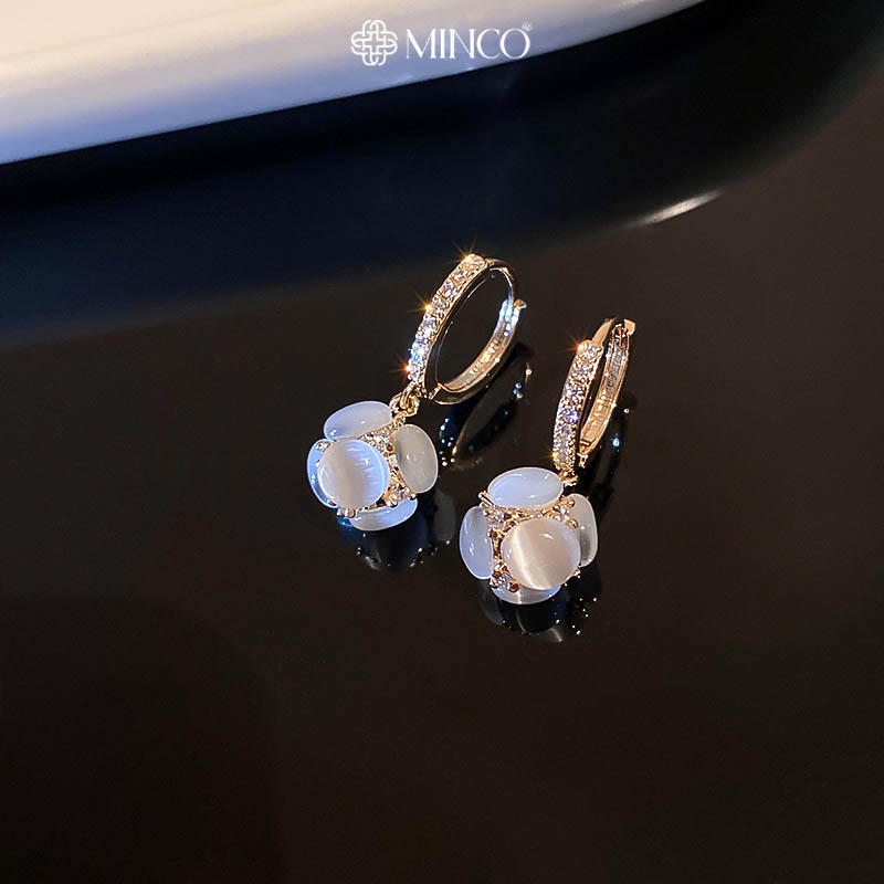 Bông tai nữ Minco Accessories khuyên tai đá trắng cách điệu thời trang xinh xắn phong cách Hàn Quốc BT57