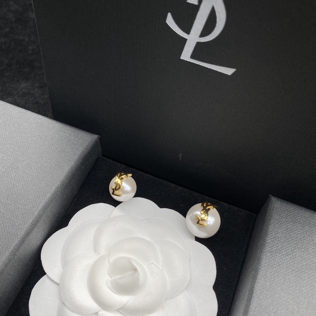 Khuyên Tai Ngọc Trai Phong Cách Mới Năm 2022 YL