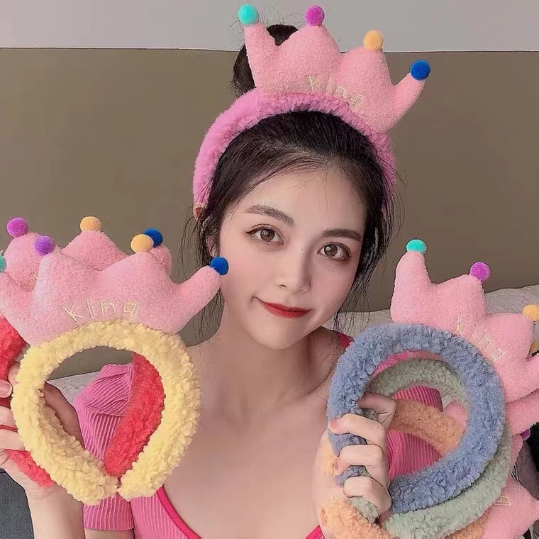 Băng Đô Cài Tóc Rửa Mặt Hình Vương Miện Phủ Lông Thời Trang Hàn Quốc Cho Nữ