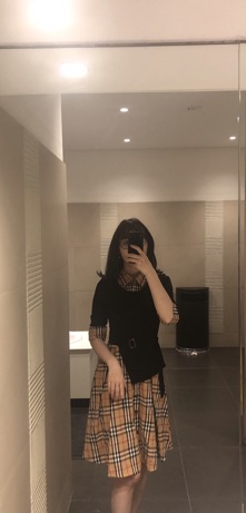 Váy kẻ phối đen điệu đà VKS0121009
