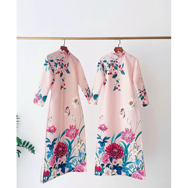 Áo dài gấm mẫu mới