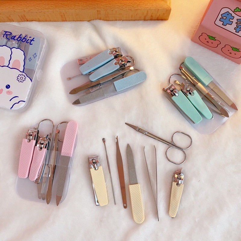 Bộ dụng cụ bấm móng tay 7 món xinh xắn