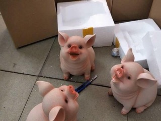 Chú heo tiết kiệm