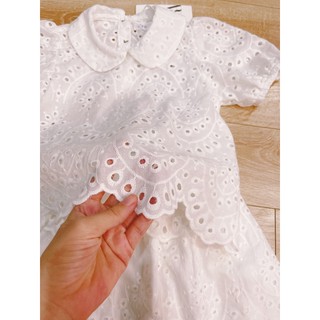 SÉT ÁO KÈM CHÂN VÁY BG ĐỤC LỖ