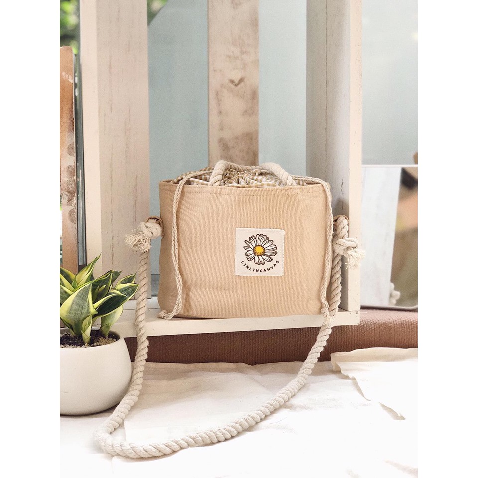 [Mã WABRBAGS giảm 20K đơn 99K] LINLINCANVAS - TÚI DAISY đủ màu . Ib báo màu là đc