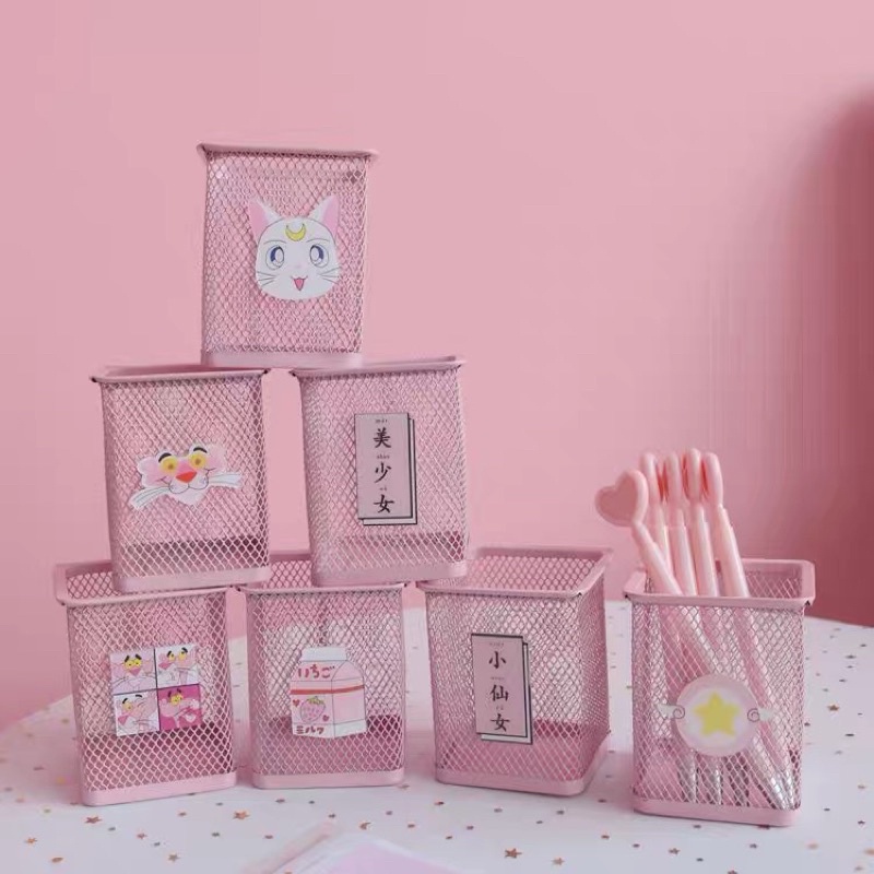 Giỏ đựng bút bằng sắt sơn tĩnh điện, ống đựng đồ dùng văn phòng phẩm cute siêu xinh heo hồng