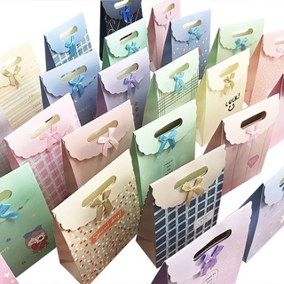 Túi giấy đựng quà loại đẹp