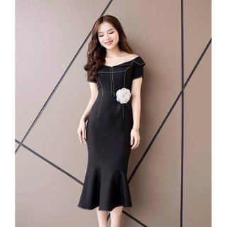Đầm body đuôi cá chạy viền đính hoa eo
