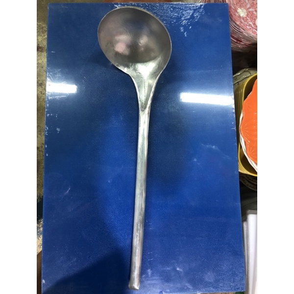 Muôi nhôm 15*48cm dùng múc dầu mỡ hay nước dùng