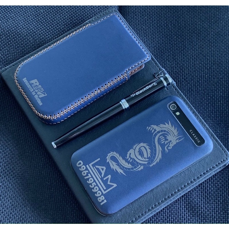 Bao da blackberry classic xanh coban handmade Q20