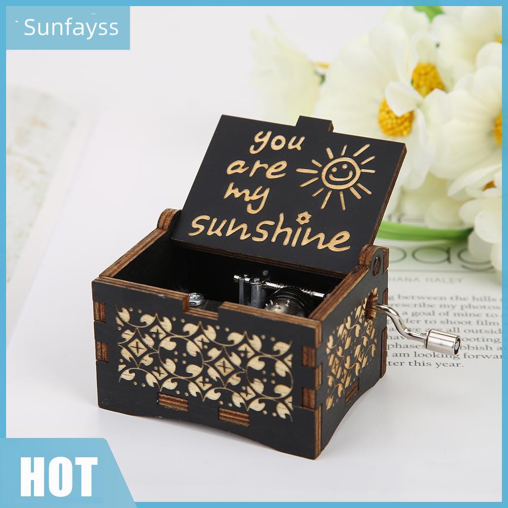 Hộp nhạc bằng gỗ khắc chữ You Are My Sunshine phong cách vintage
