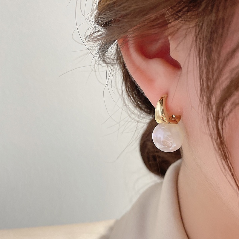 1 Đôi Bông Tai Ngọc Trai Cổ Điển Thanh Lịch Dành Cho Nữ