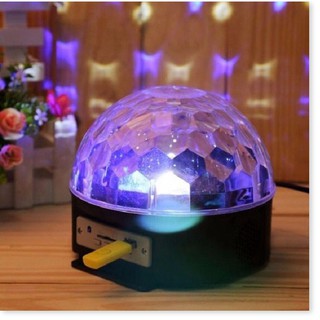 Đèn led quả cầu cảm ứng xoay, pha lê 7 màu nháy theo nhạc cao cấp